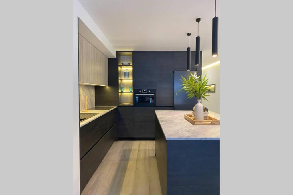 Precioso Apartamento A Estrenar En Centro De Nerja Exteriör bild